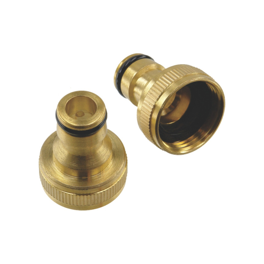 A01002 - Conector 3/4" para torneira  - latão