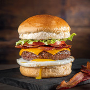 Hambúrguer Egg Bacon