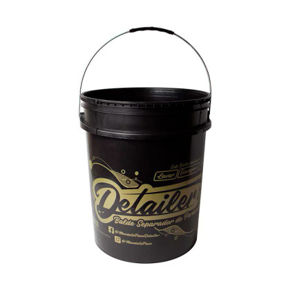 Kit balde para lavagem automotiva com grelha separadora de partículas Detailer (19 litros)
