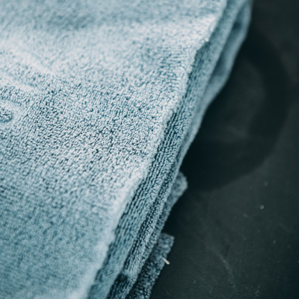 Toalha de microfibra Dub Towel 400GSM (60x120cm | cinza)