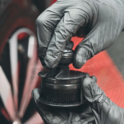 Pincel aplicador de pneu pretinho Tire Brush Dub Boyz