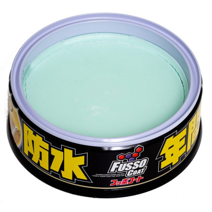 Selante em Cera Fusso Coat Black 12 meses Soft99 (200g) - Carros Escuros