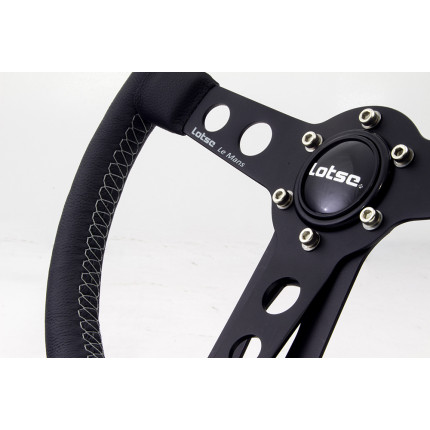 Volante Lotse LeMans preto revestido em couro