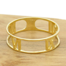 Anel com Números Romanos, em Ouro Amarelo 18 Kilates