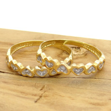 Par de Aparadores com 12 Diamantes, em Ouro Amarelo 18 Kilates