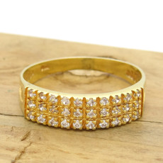 Meia Aliança Tripla com 30 Diamantes, em Ouro Amarelo 18 Kilates