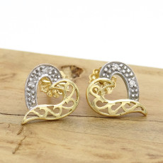 Par de Brincos Coração com 4 Diamantes, em Ouro Amarelo 18 Kilates