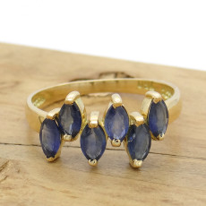 Meia Aliança com 6 Safiras, em Ouro Amarelo 18 Kilates