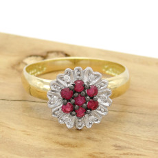 Anel Chuveiro com Rubis e Diamantes, em Ouro Amarelo 18 Kilates