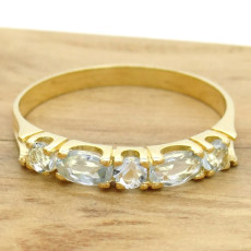 Meia Aliança com 5 Águas Marinhas, em Ouro Amarelo 18 Kilates