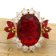 Anel com Quartzo Rubi e Zircônias, em Prata 925 Folheado a Ouro