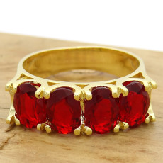 Meia Aliança com Quartzo Rubi, em Prata 925 Folheado a Ouro