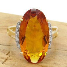 Anel com Citrino Whisk e 8 Diamantes, em Ouro Amarelo 18 Kilates