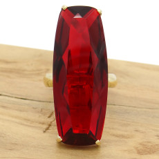 Anel Baguete com Quartzo Rubi, em Ouro Amarelo 18 Kilates