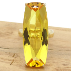 Anel Baguete com Citrino, em Ouro Amarelo 18 Kilates