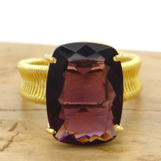 Anel Aramado Retangular com Ametista, em Ouro Amarelo 18 Kilates