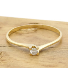 Anel Solitário com Diamante de 5 Pontos, em Ouro Amarelo 18 Kilates