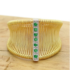 Anel Aramado com 7 Esmeraldas, em Ouro Amarelo 18 Kilates