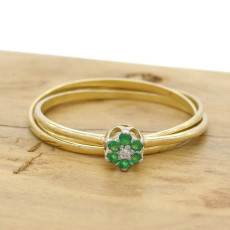 Anel Chuveiro, 3 Aros com 6 Esmeraldas e 1 Diamante, em Ouro Amarelo 18 Kilates