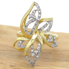 Anel Floral Vazado com 50 Diamantes, em Ouro Amarelo 18 Kilates