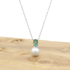 Pingente Pérola com Esmeralda, em Ouro Branco 18 Kilates