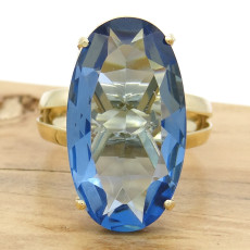 Anel com London Blue Oval, em Ouro Amarelo 18 Kilates