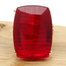 Anel com Quartzo Rubi Retangular, em Ouro Amarelo 18 Kilates