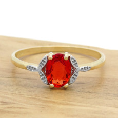 Anel Solitário com Quartzo Rubi, em Ouro Amarelo 18 Kilates