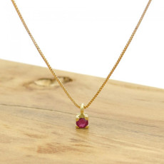 Ponto de Luz com Rubi de 5 Pontos, em Ouro Amarelo 18 Kilates