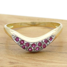 Meia Aliança com 11 Rubis, em Ouro Amarelo 18 Kilates