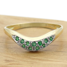 Meia Aliança com 11 Esmeraldas, em Ouro Amarelo 18 Kilates