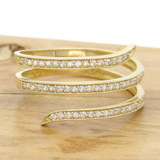 Anel 3 Aros com 55 Diamantes Totalizando 55 Pontos, em Ouro Amarelo 18 Kilates