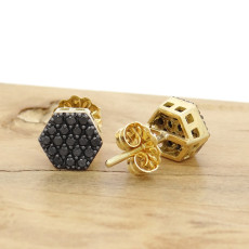 Par de Brincos Chuveiro com 38 Diamantes Negros, em Ouro Amarelo 18 Kilates