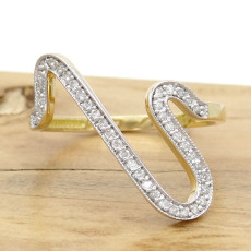 Anel Estilo Onda com 40 Diamantes, em Ouro Amarelo 18 Kilates