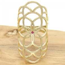 Anel  Floral com Rubi de 5 Pontos, em Ouro 18 Kilates