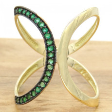 Anel  X com 23 Esmeraldas, em Ouro Amarelo 18 Kilates