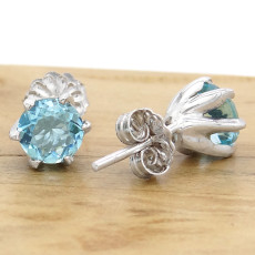 Par de Brincos Sky Blue, em Ouro Branco 18 Kilates