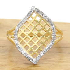 Anel Trabalhado com 10 Diamante, em Ouro Amarelo 18 Kilates