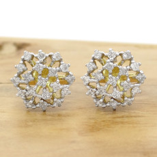 Par de Brincos Chuveiro com 38 Diamantes, em Ouro Amarelo 18 Kilates