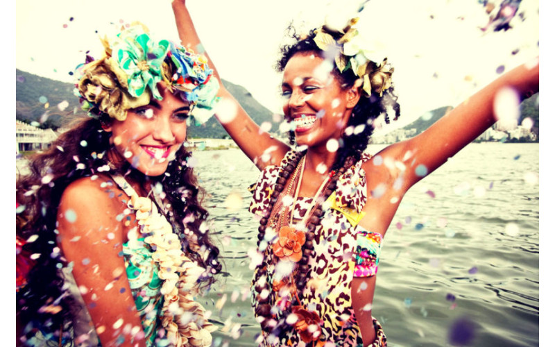 CARNAVAL - HIDRATE-SE E CURTA OS DIAS DE FOLIA