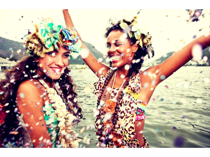 CARNAVAL - HIDRATE-SE E CURTA OS DIAS DE FOLIA