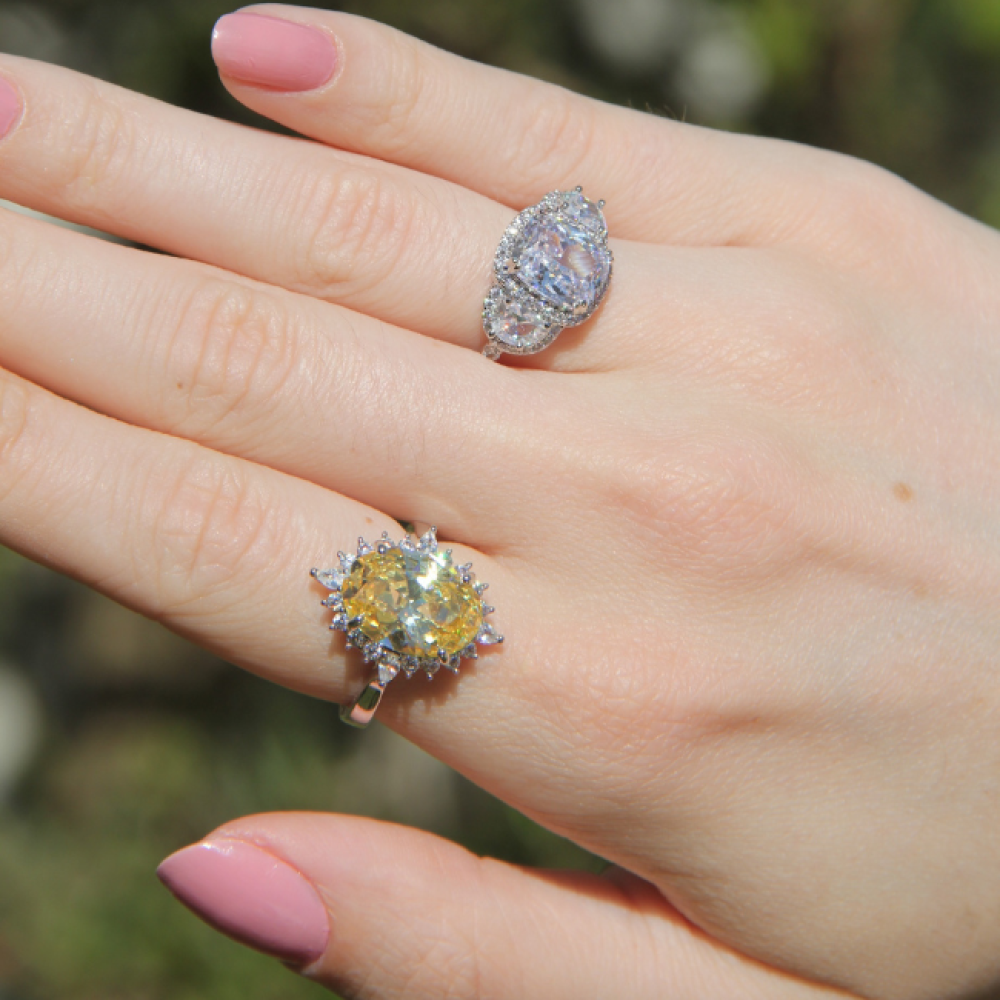 Anel Quadrado 3 Pedras