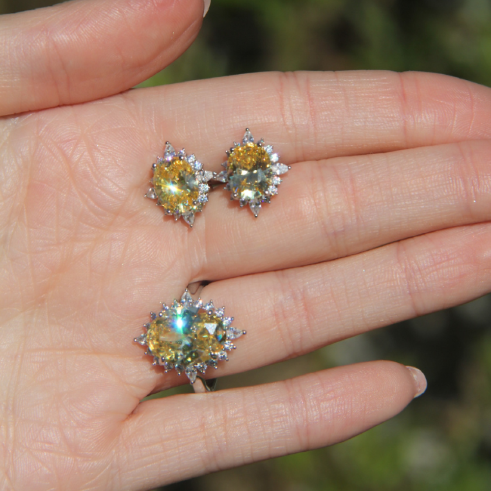 Brinco Princesa Oval Fancy Yellow