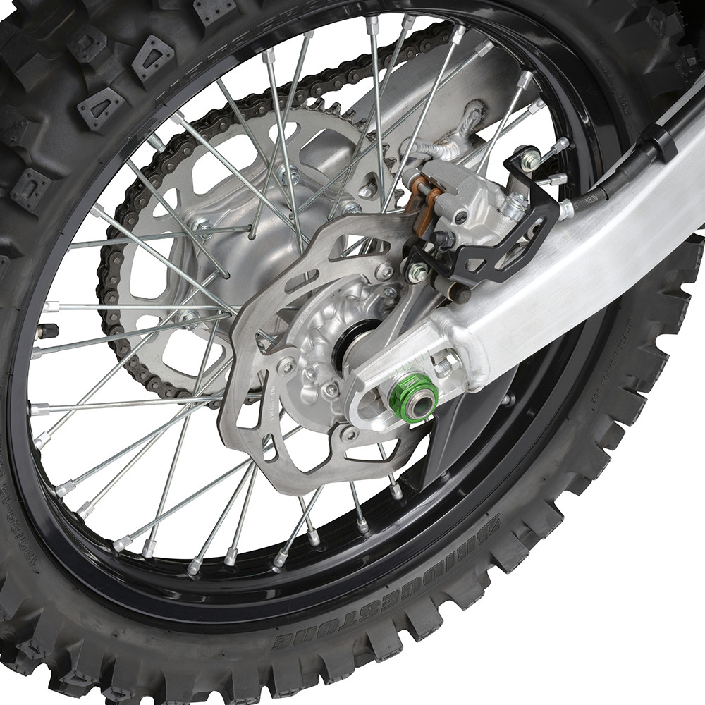 Porca do Eixo da Roda Traseira para Kawasaki KX 125 /250 03/08 / KXF 250 04/21 / KXF 450 06/21 / KLX 450 08/19 / Suzuki RMZ 250 07/20 / RMZ 450 05/20 / RMX 450Z 10/17 - Zeta