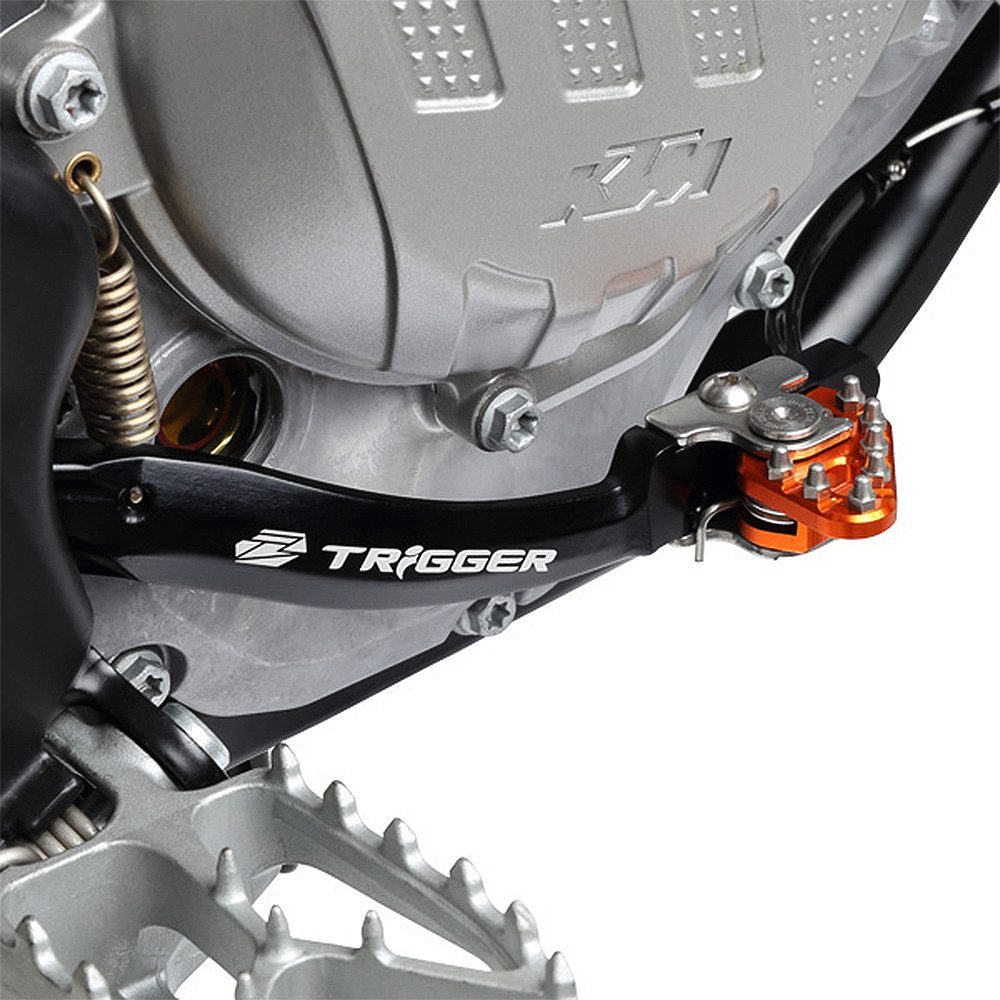 Pedal de Freio com Rolamento Zeta Modelo Trigger para KTM SX125 16/18 XC-W125 17 SX/XC-W150 16/18 SX-F/XC-F250 16/18 EXC-F250 17/18 SX-F/XC-F350 16/18 EXC-F350 17/18 SX-F450 16/18 EXC-F450 17/18 EXC-F500 17/18