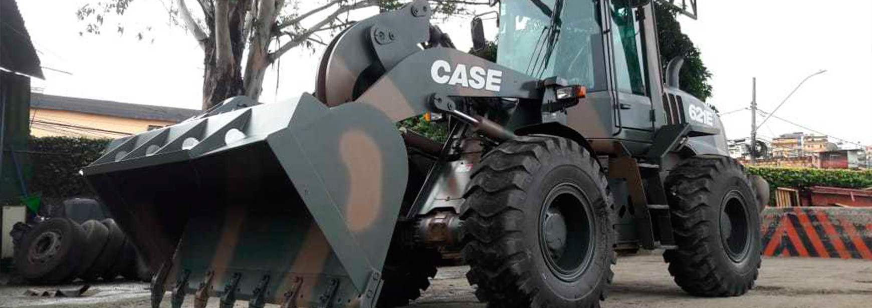 Pá Carregadeira CASE 621E na Duplicação da BR-116