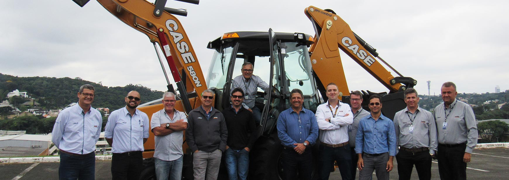 Treinamento técnico com a equipe comercial do Paraná