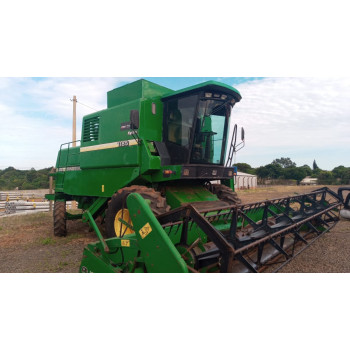 Colheitadeira John Deere 1185 (2002)