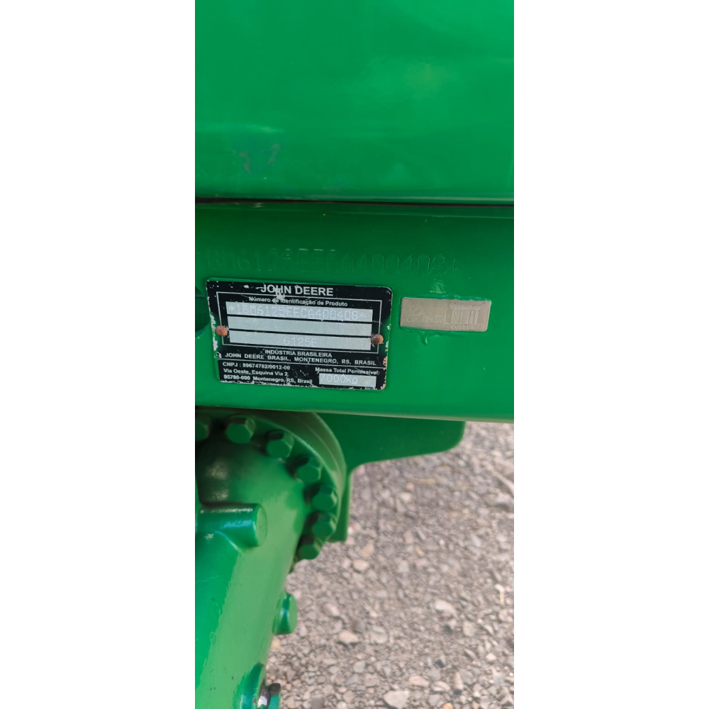 Trator John Deere 6125E 2009