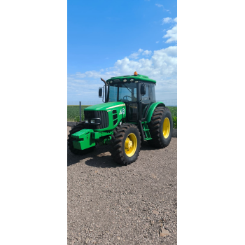 Trator John Deere 6125E 2009